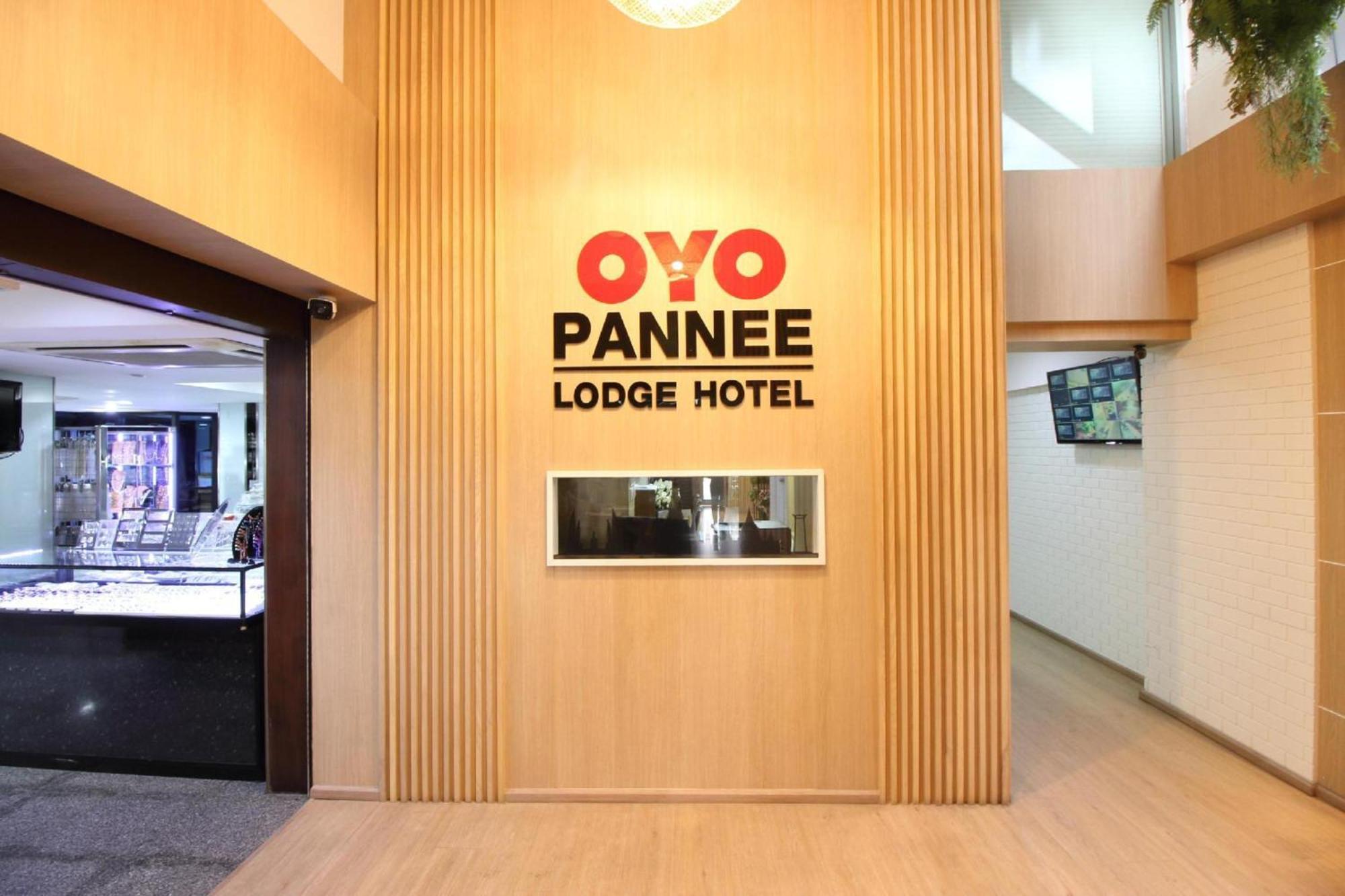 OYO 482 판니 로지  호텔 방콕 외부 사진